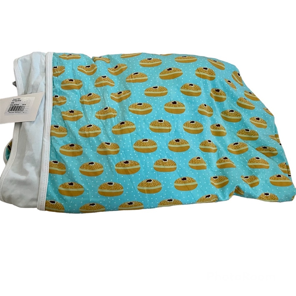 NWT Kickee Pants Hanukkah toddler‎ blanket